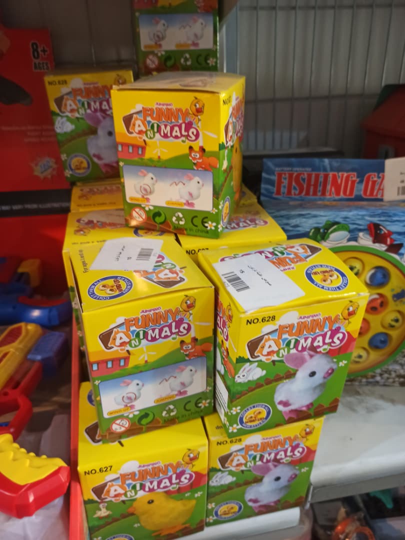 صوص علبة كرتون