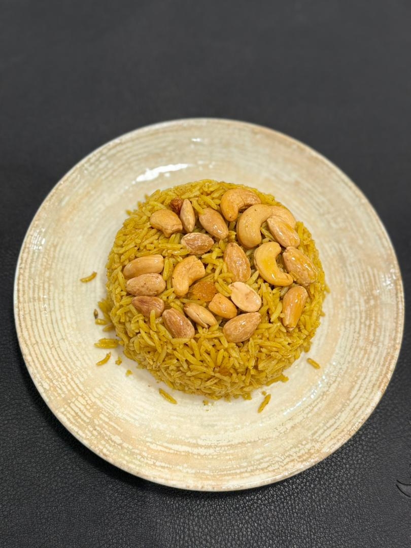 أرز مندى بالمكسرات