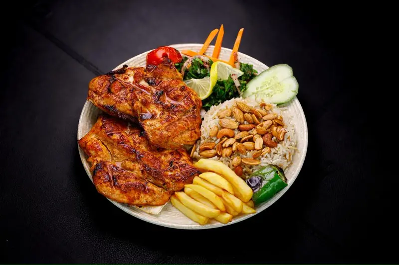 نصف دجاج مسحب