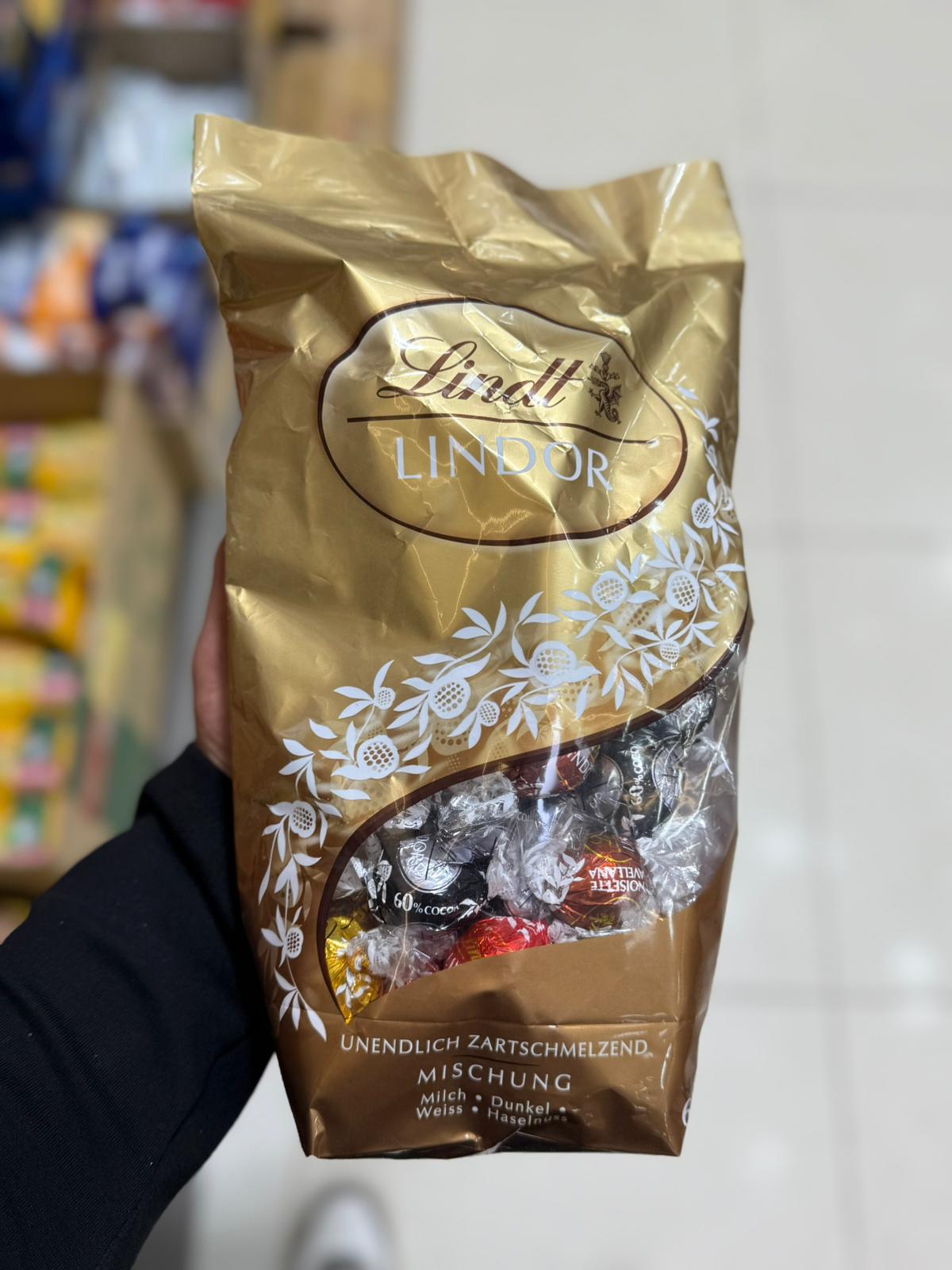 ليندت كيس 600 غم
