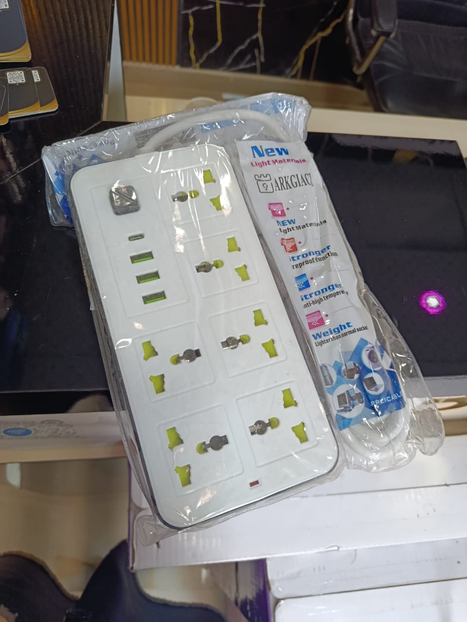 وصلة كهرباء مدورة