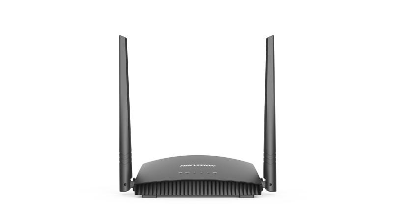 300n Wireless Router 5-dBi amplified antennas Dual antennas for maximum coverage