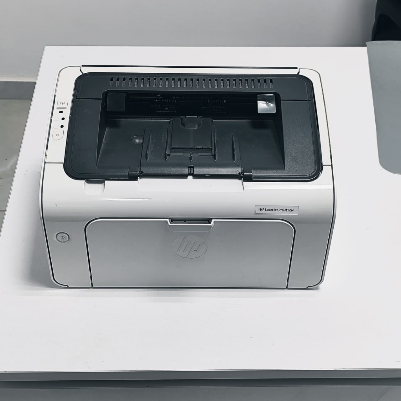 HP LASERJET PRO M12W
