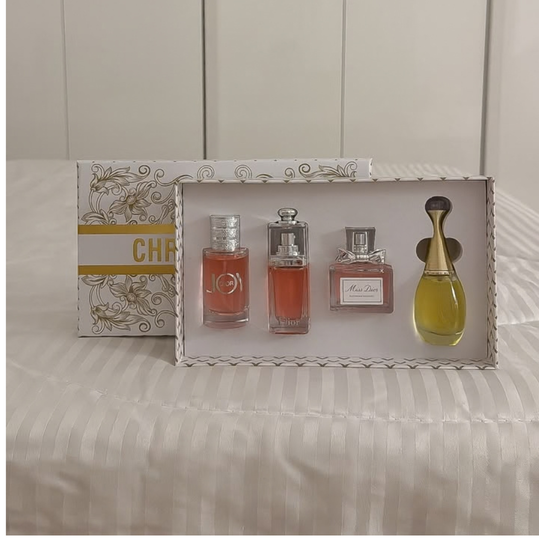 بكج عطور ديور الرباعي 2025