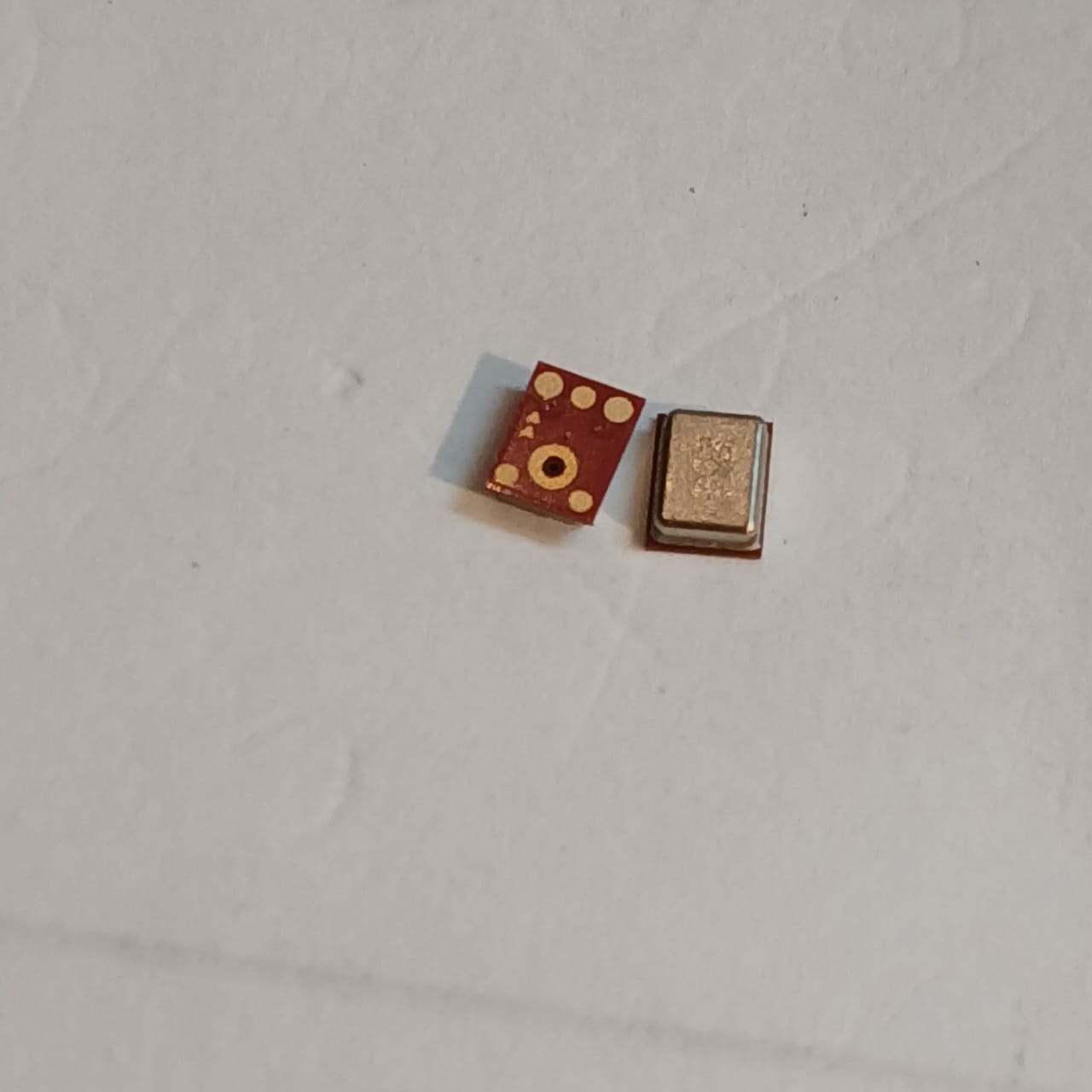 MIC 5 PIN RED